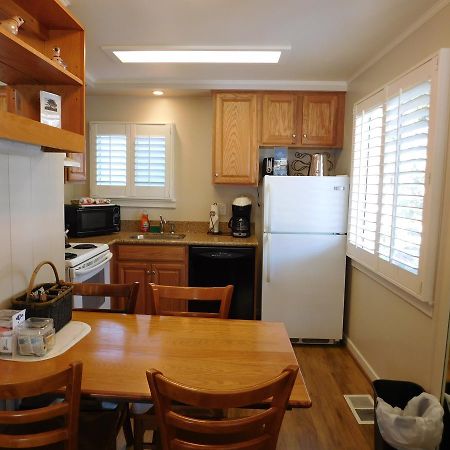 Pine Acres Lodge Pacific Grove Dış mekan fotoğraf