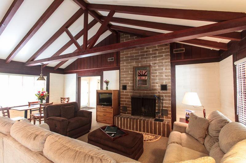 Pine Acres Lodge Pacific Grove Dış mekan fotoğraf